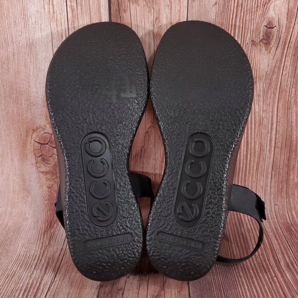Ecco Flowt LX Womens Size 41 US 10-10.5 Black Strappy Wedge Sandals - Picture 13 of 14